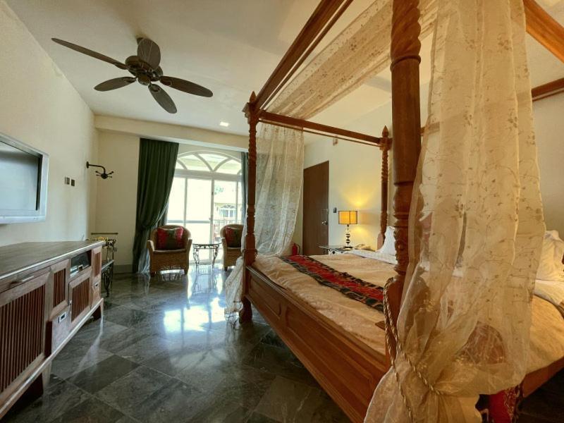 Swan Lake Villa Resort Nanwan Esterno foto